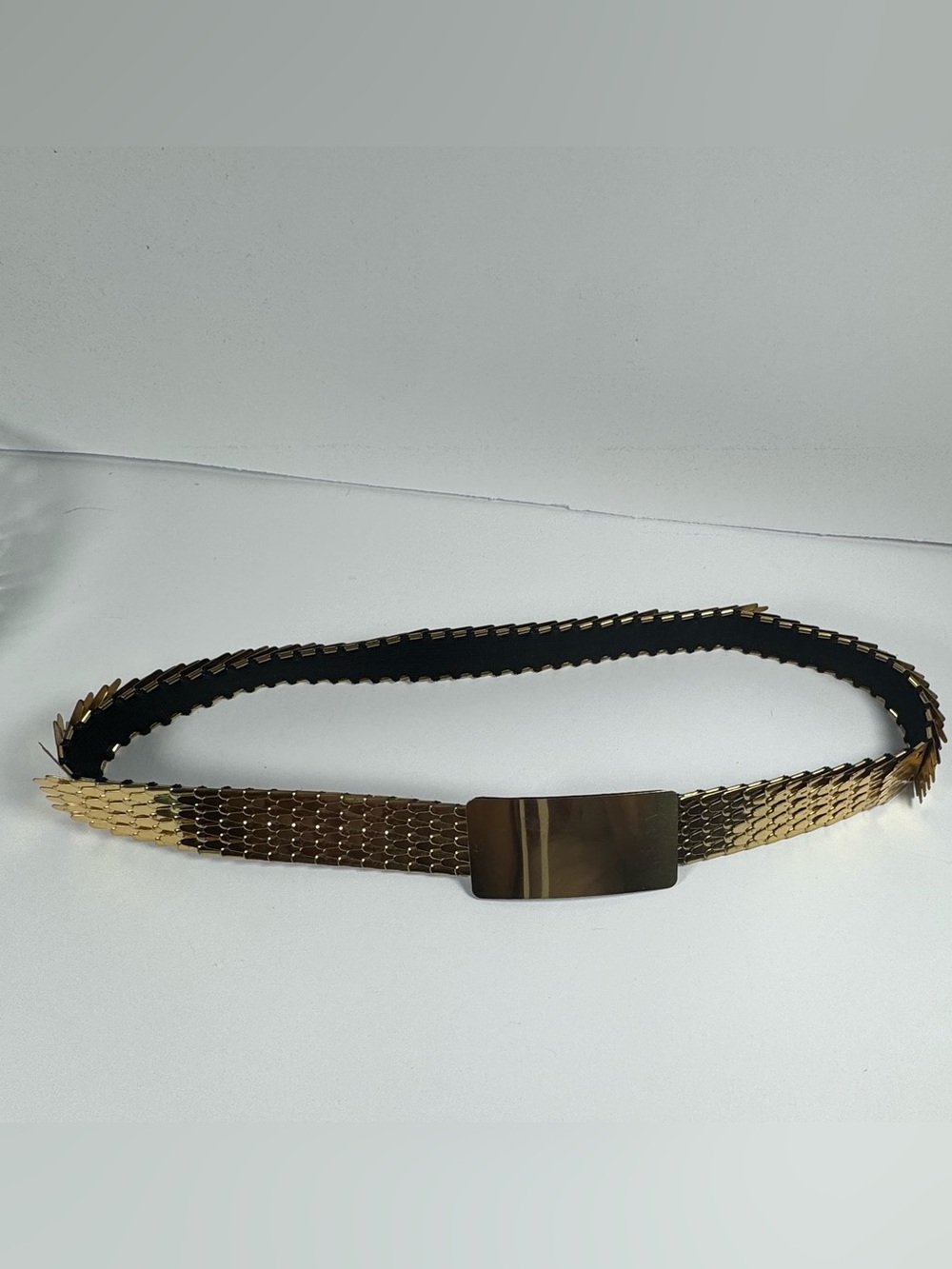 Vintage 70"s Gold Metallic Mesh Womens Belt with Plate Buckle